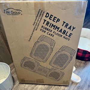 Trimmable deep grove car mats